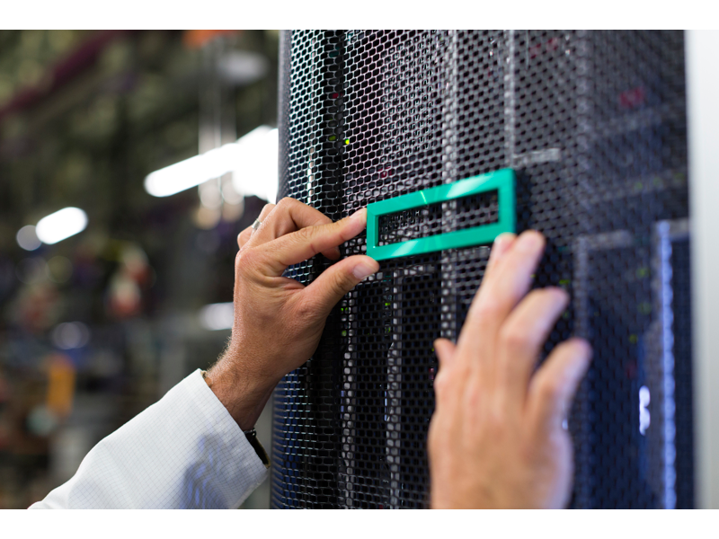 HPE DL360 Gen10 1SFF Rear SAS/SATA/UFF Backplane Kit