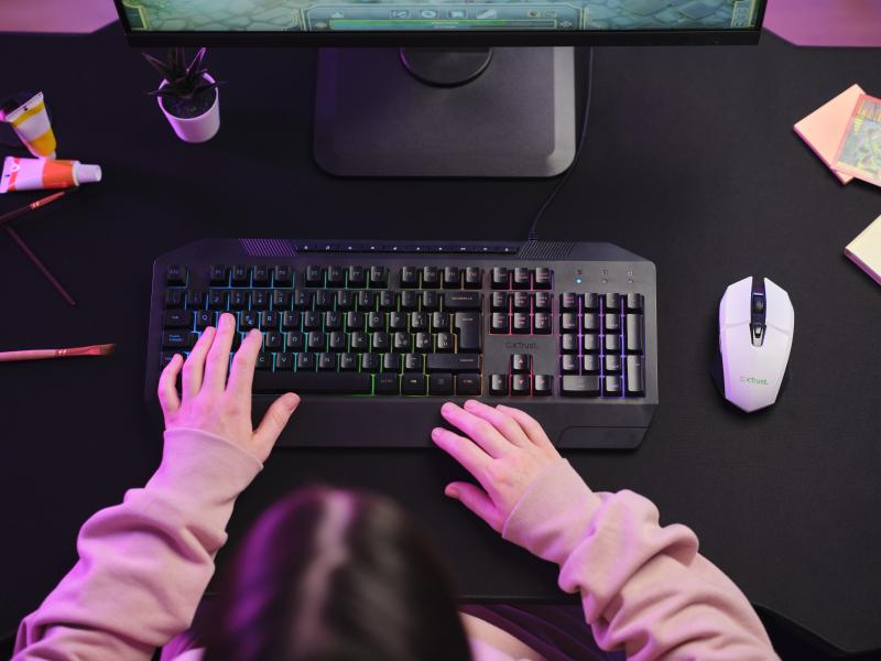 Mouse Trust GXT110W Felox cu fir,  4800 DPI, alb - imagine 13